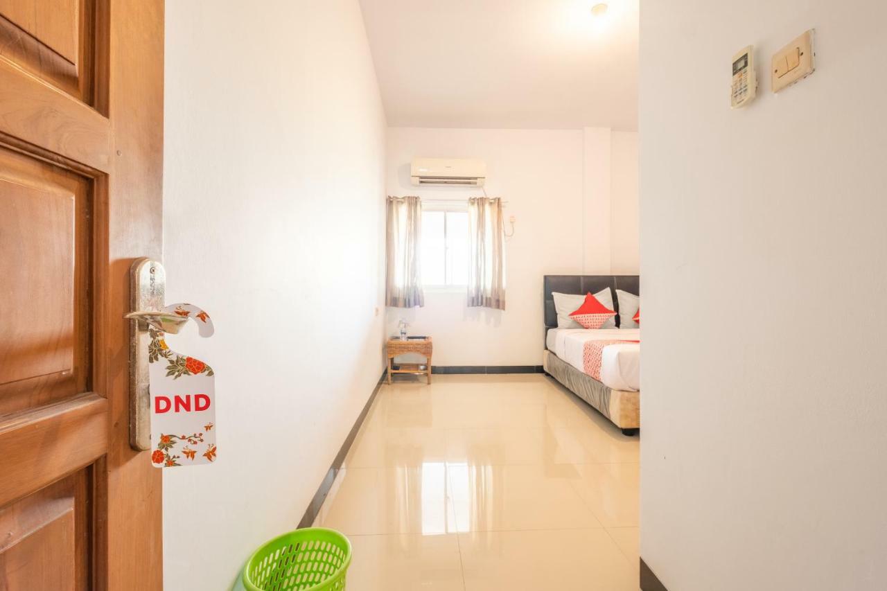 Oyo 863 Tenacity Guest House Syariah Cirebon Exteriér fotografie