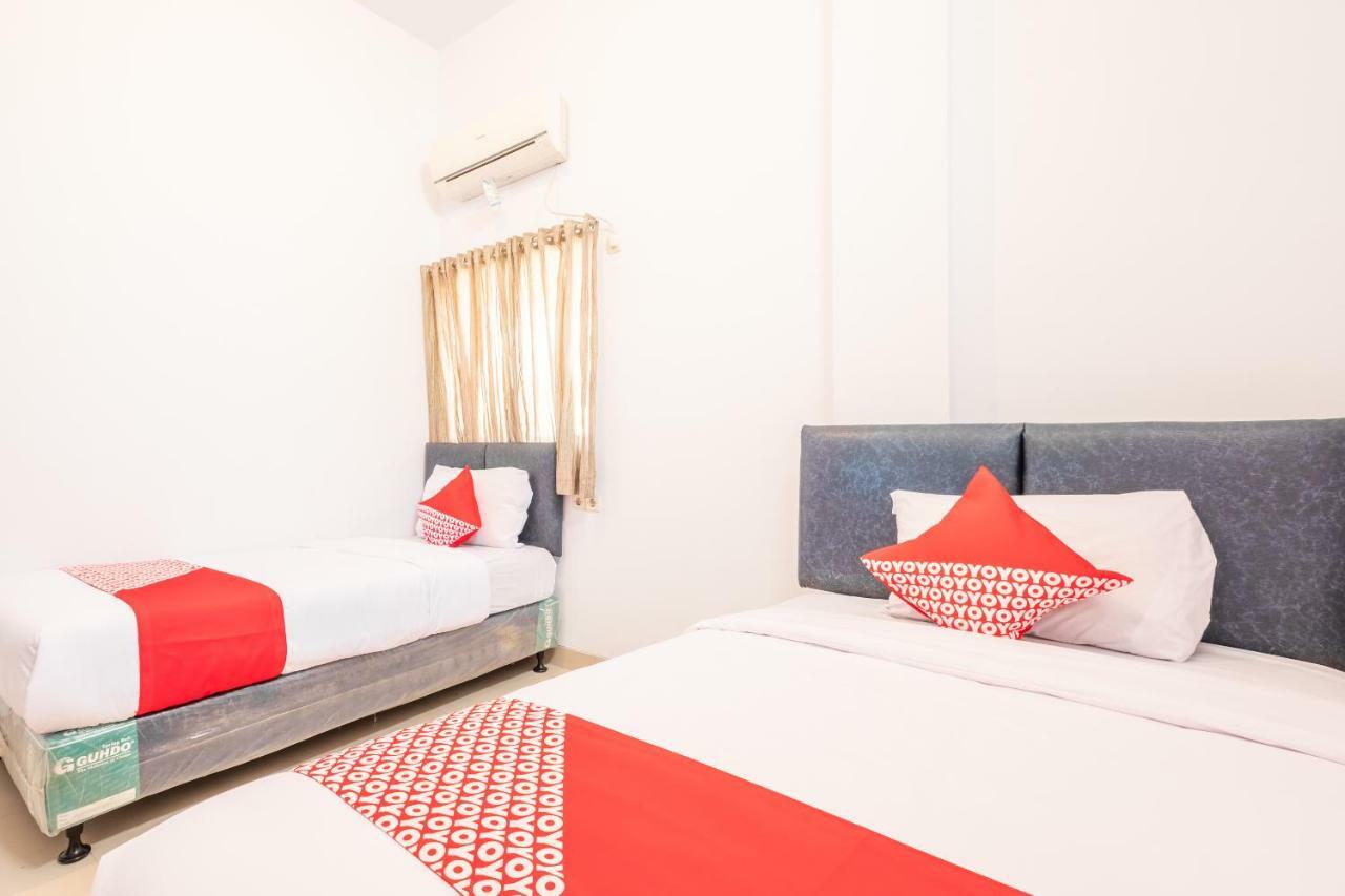 Oyo 863 Tenacity Guest House Syariah Cirebon Exteriér fotografie