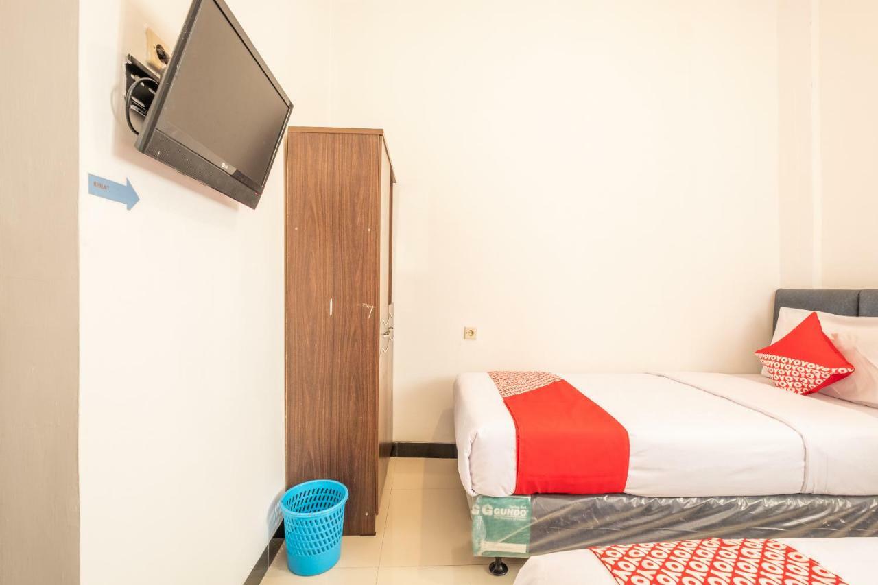 Oyo 863 Tenacity Guest House Syariah Cirebon Exteriér fotografie